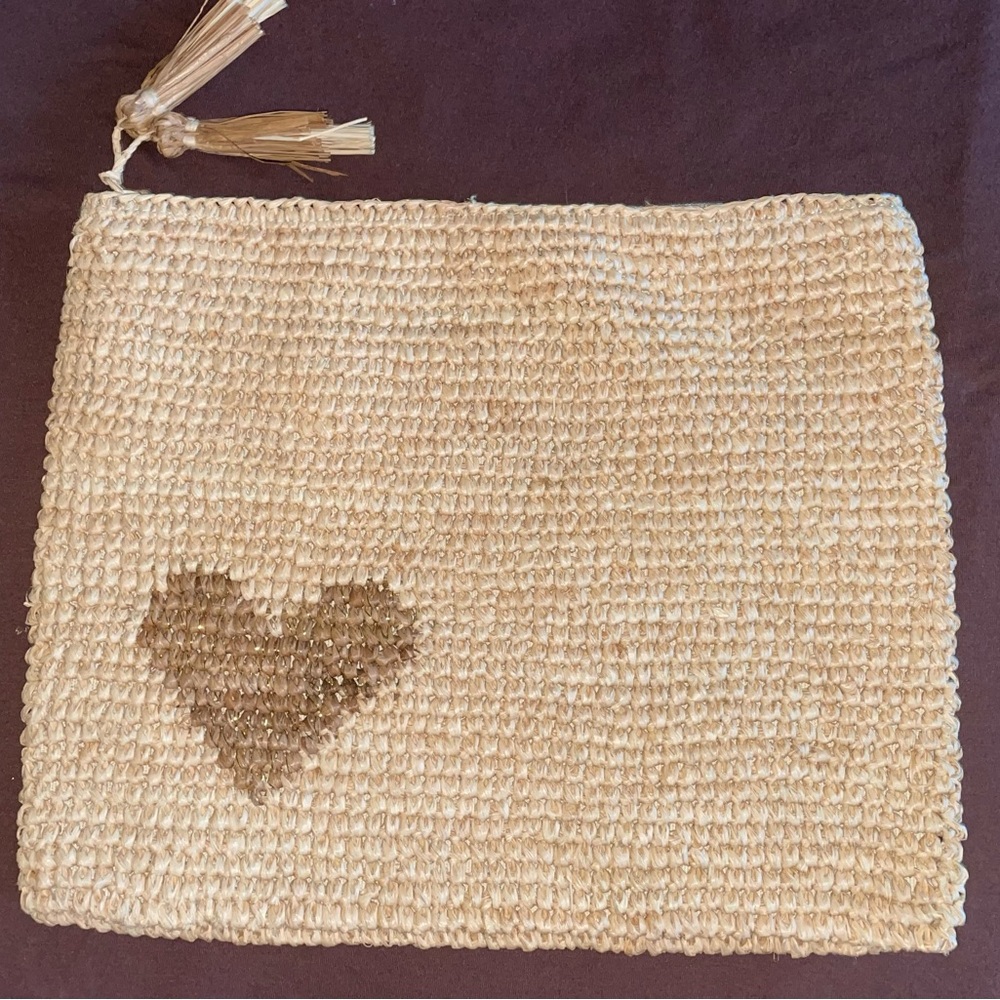 Women’s zip pouch